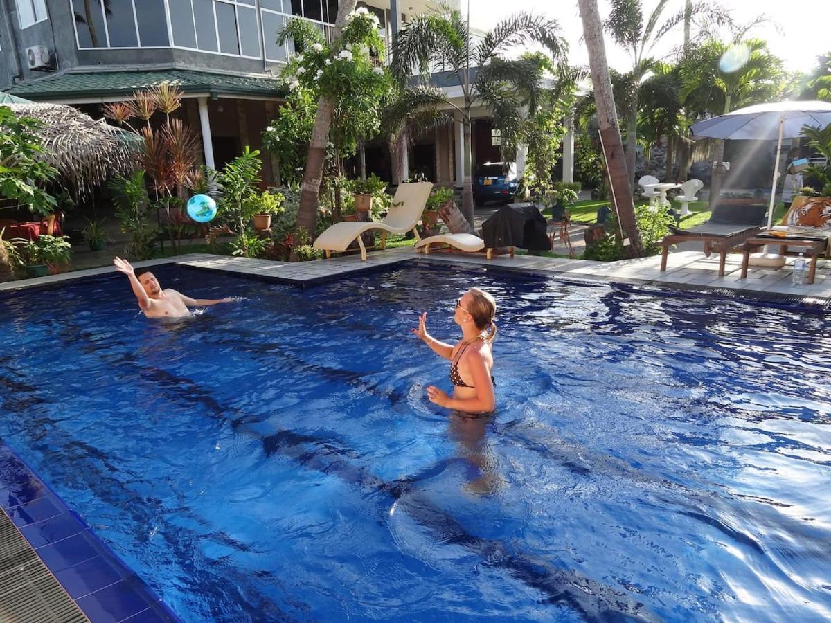Maple Leaf Hotel Negombo Eksteriør bilde